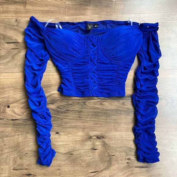 Blue Windsor Off the Shoulder Top - Picture 2 of 6